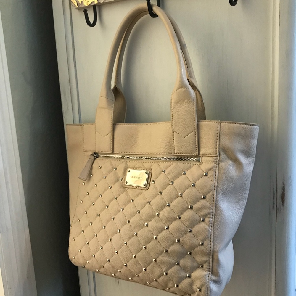 3 for $10 ☀️ Great Cream/Tan bag